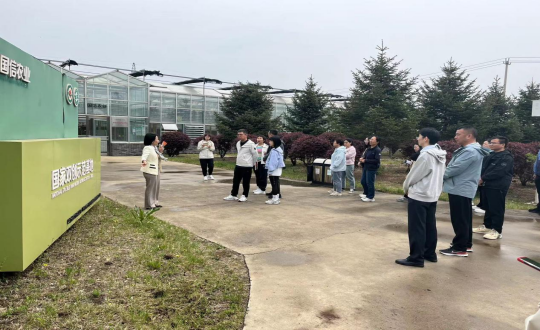 25.新东方吉林校区校长马雷携中高层团队莅临EBET易博集团参观团建_副本.png