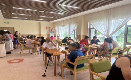 2024年8月10日，养老公司“亲亲邻里食堂”盛大开业_副本.jpg