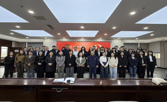 2024年10月18日，集团党委结合长发担保党支部参与了由向阳区党群服务中心发展的“传承革命心灵 赓续红色血脉”公益党课_副本.jpg