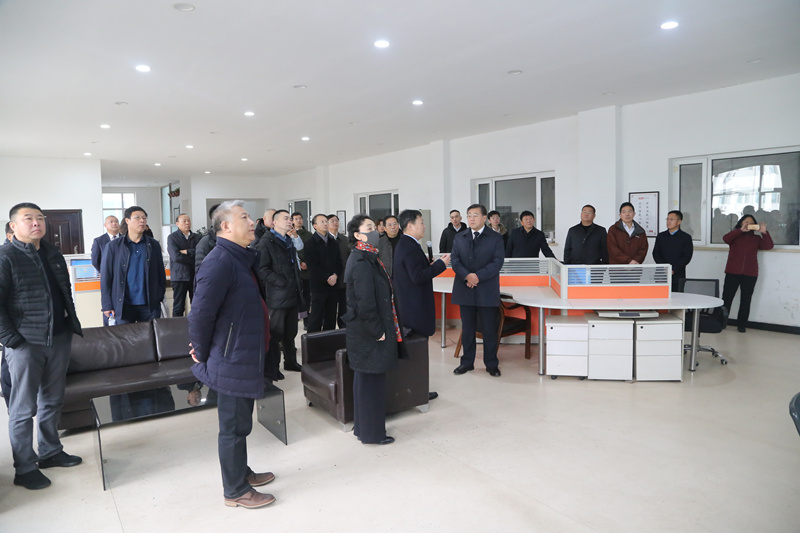 2.调查团现场相识项目情况.JPG